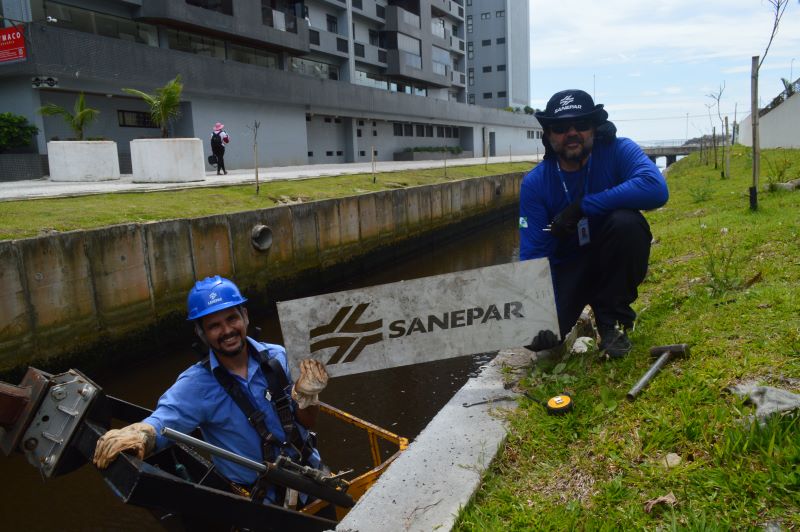 Ecobarreira em Matinhos