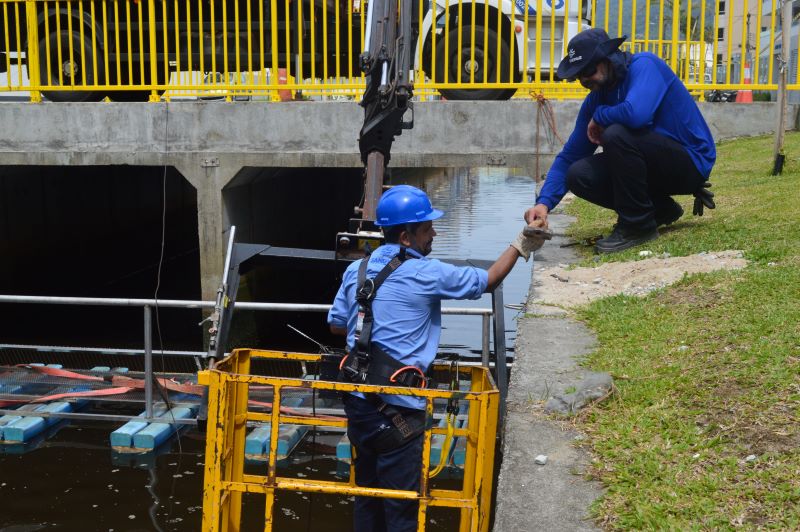 Ecobarreira em Matinhos