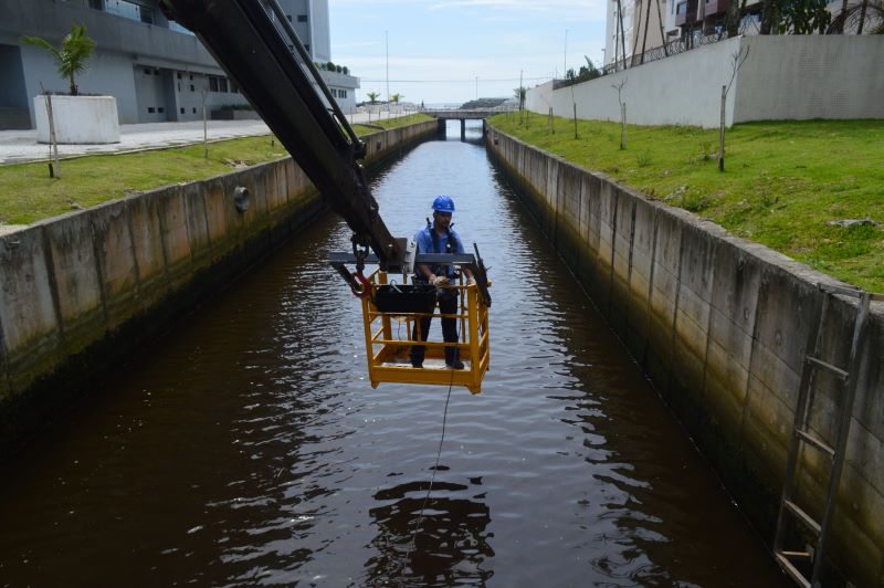 Ecobarreira em Matinhos
