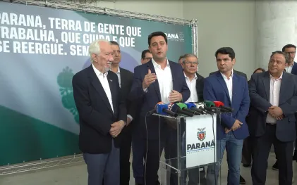 Coletiva de imprensa com o governador Carlos Massa Ratinho Junior