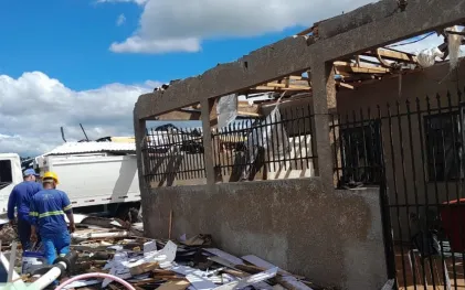 Além do desconto na fatura de água, a Sanepar está com uma força-tarefa para ajudar na restruturação da cidade