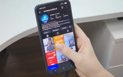 Celular mostra novo perfil da Sanepar no Instagram 