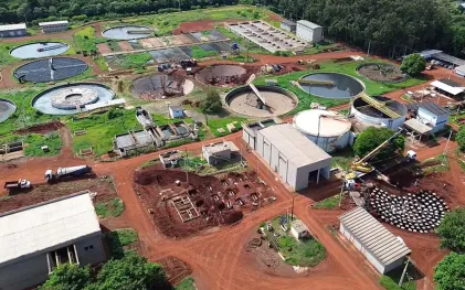 estação de tratamento de esgoto - obra vista de cima