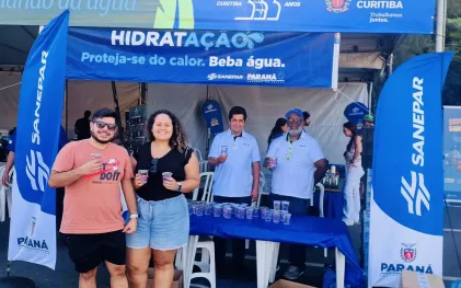Equipe da Sanepar no projeto Hidratação