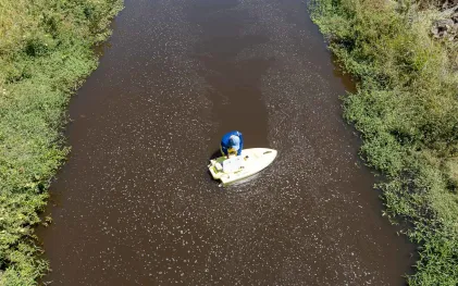 Equipe da Sanepar realiza mapeamento 3D da represa do Miringuva