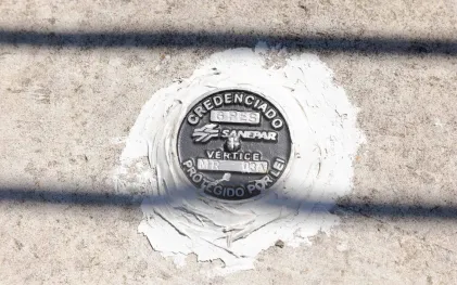 Equipe da Sanepar realiza mapeamento 3D da represa do Miringuva