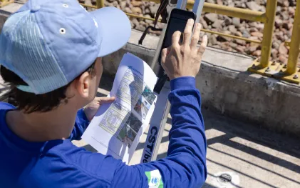 Equipe da Sanepar realiza mapeamento 3D da represa do Miringuva