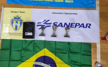 Atletas de Futsal para Surdos patrocinadas pela Sanepar
