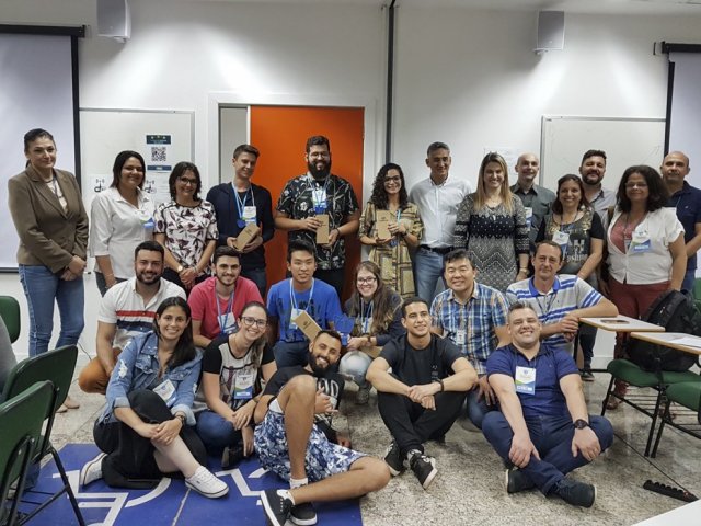 03092019_-_hackathon_londrina_resultado_1_vencedores_mentores_e_avaliadores_copia.jpg