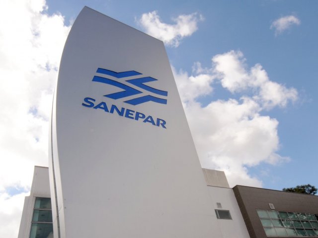 120807-_sanepar_assina_contratos_com_22_prefeituras.jpg