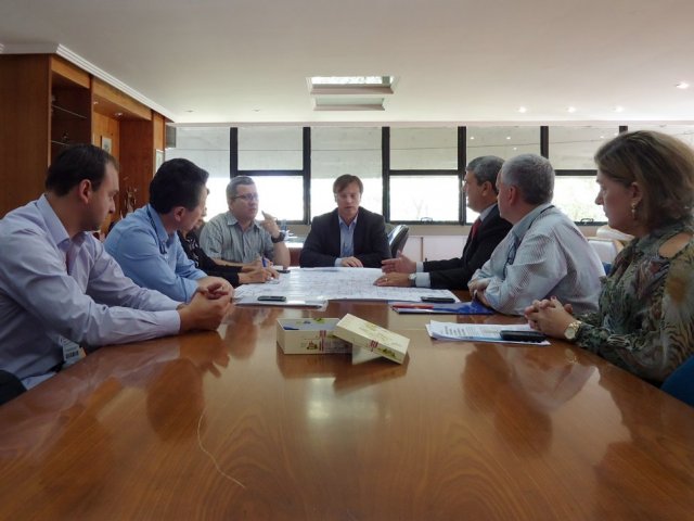 130920_visita_prefeito_londrina_2.jpg