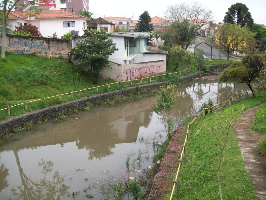 131004_projeto_monitora_qualidade_da_agua_do_arroio_da_madureira_3.jpg