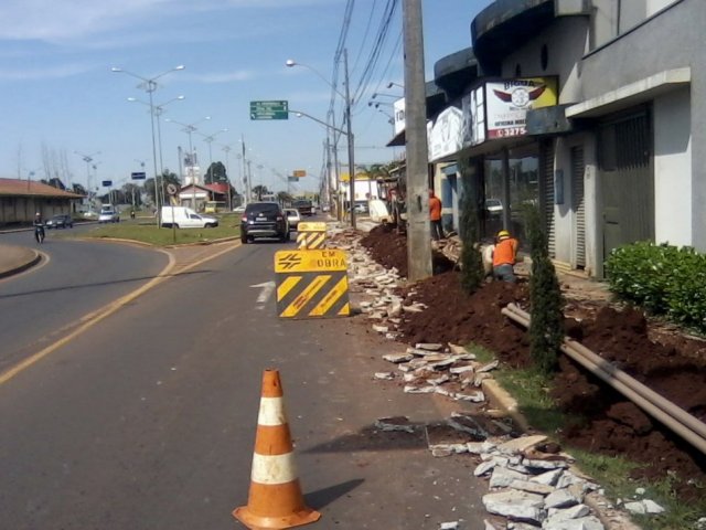 140120_arapongas_-_obras_de_interligacao_sistema_de_agua_-_2.jpg