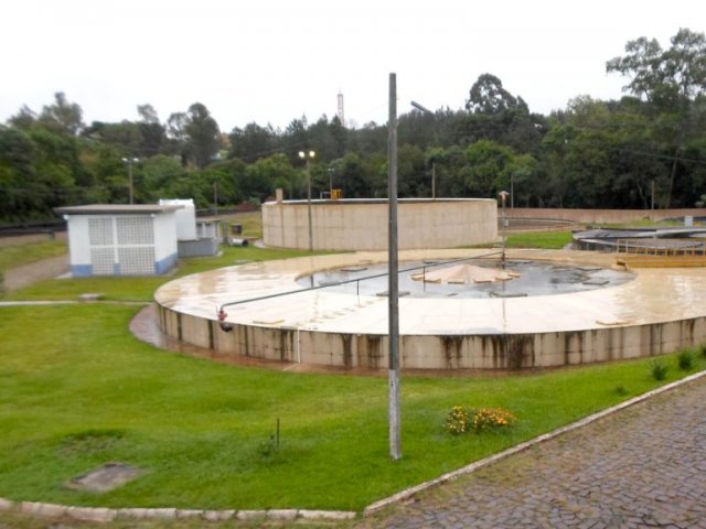 140409_-_estacao_de_tratamento_de_esgoto_de_pato_branco.jpg