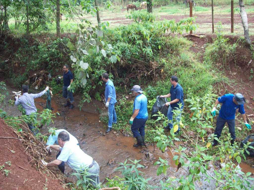 141121_cambe_dia_do_rio_plantio_de_arvore_4.jpg