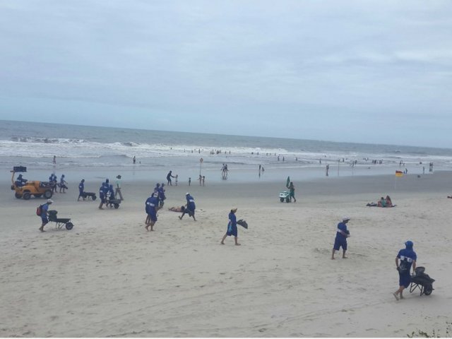 160106_-_litoral_-_limpeza_praias.jpg