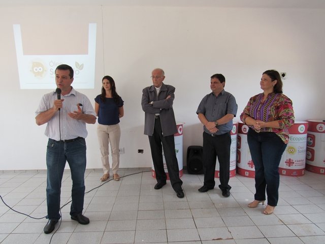 160311_-_londrina_-_projeto_oleo_solidario__2.jpg