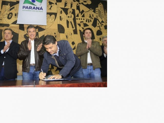 160519__foto_2_ponta_grossa_-_governador_anuncia_investimentos.jpg