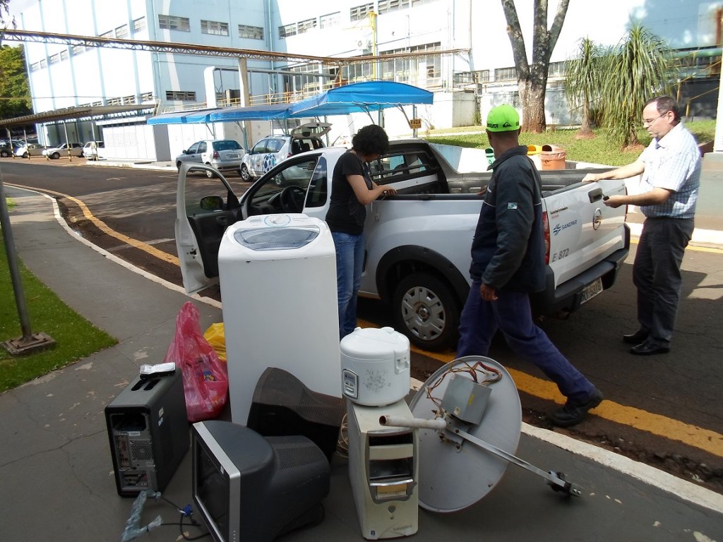 161004_-_londrina_-_reciclagem_-_ong_e-lixo_-_2.jpg