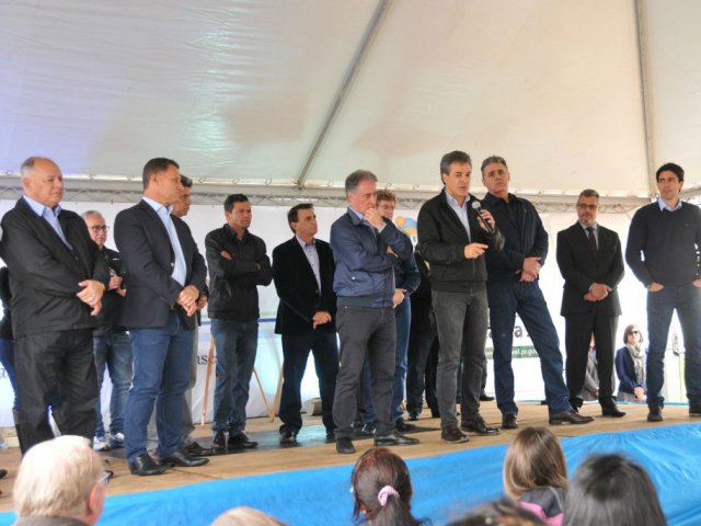 161006_-_13_municipios_do_oeste_recebm_obras_de_saneamento_6.jpg
