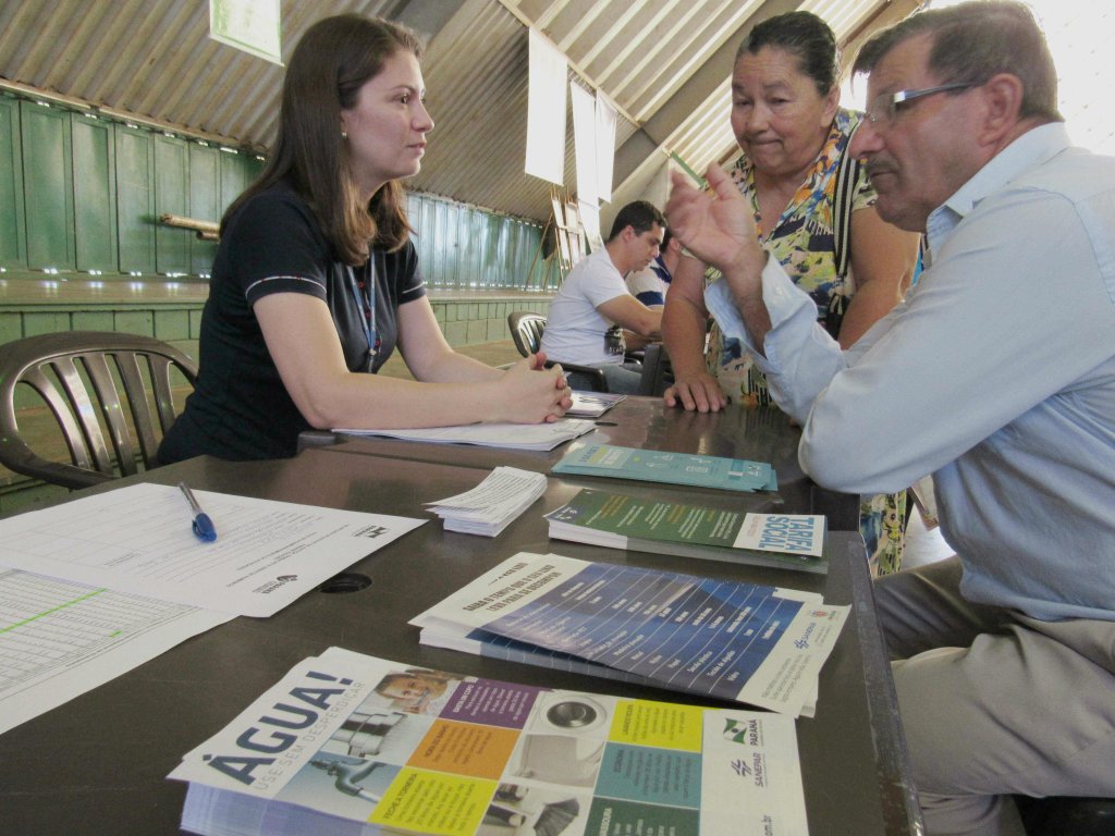 161117_-_laranjeiras_do_sul_-_sanepar_participa_parana_cidadao_1.jpg