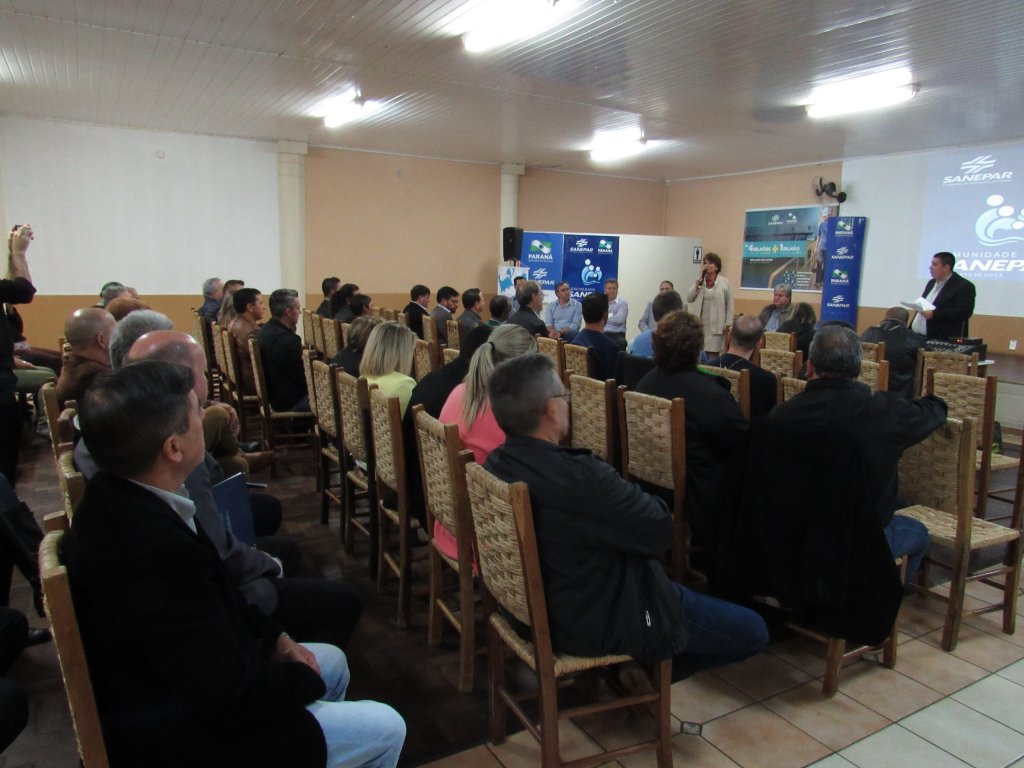 170424_sanepar_faz_reuniao_comunidade_guarapuava_3.jpg