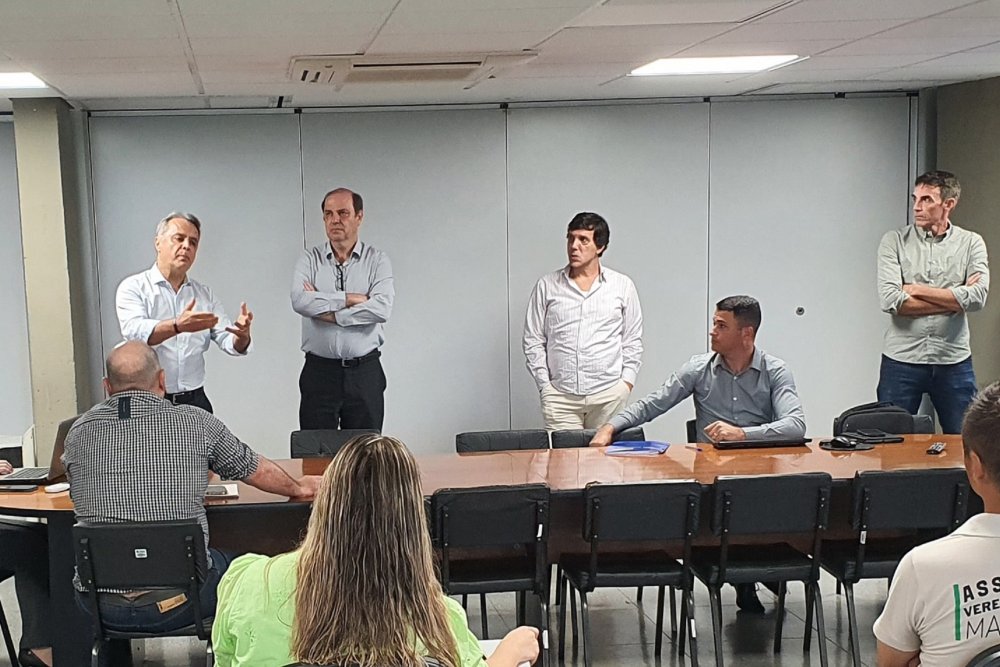 20231025_londrina_-_visita_diretores_-_secretarios_e_vereadores_-_2_reuniao_guedes.jpg