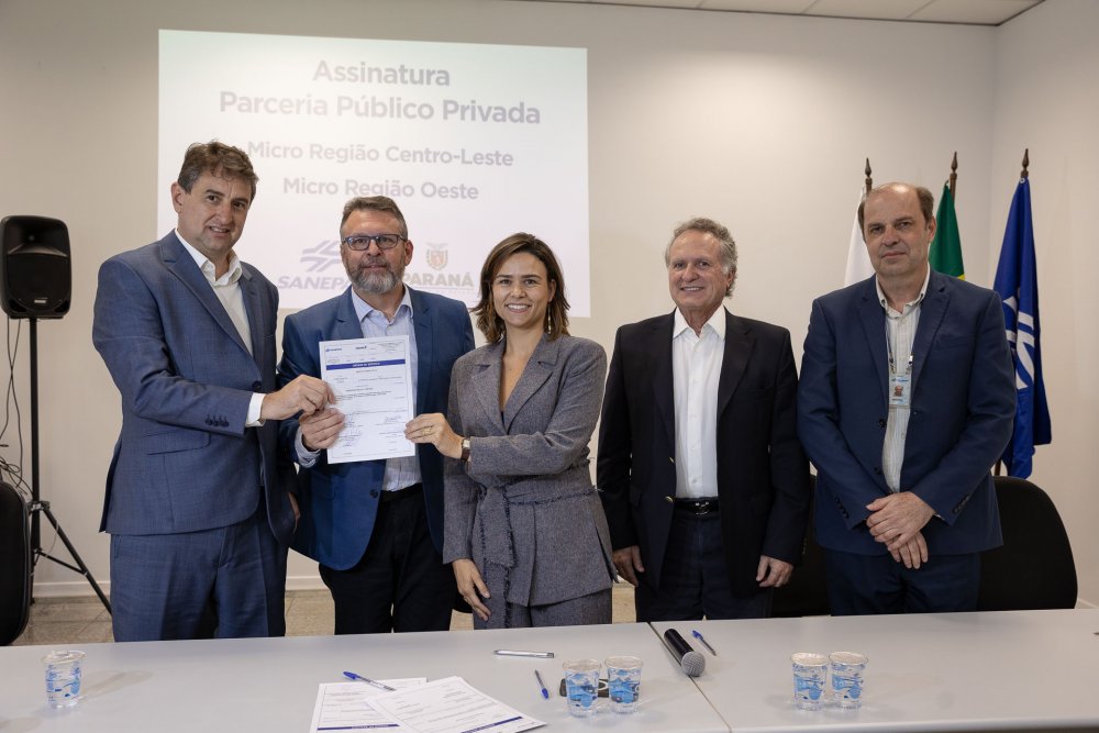 20250113_-_assinatura_ppp_micro_regioes_centro-leste_e_oeste_-3351.jpg