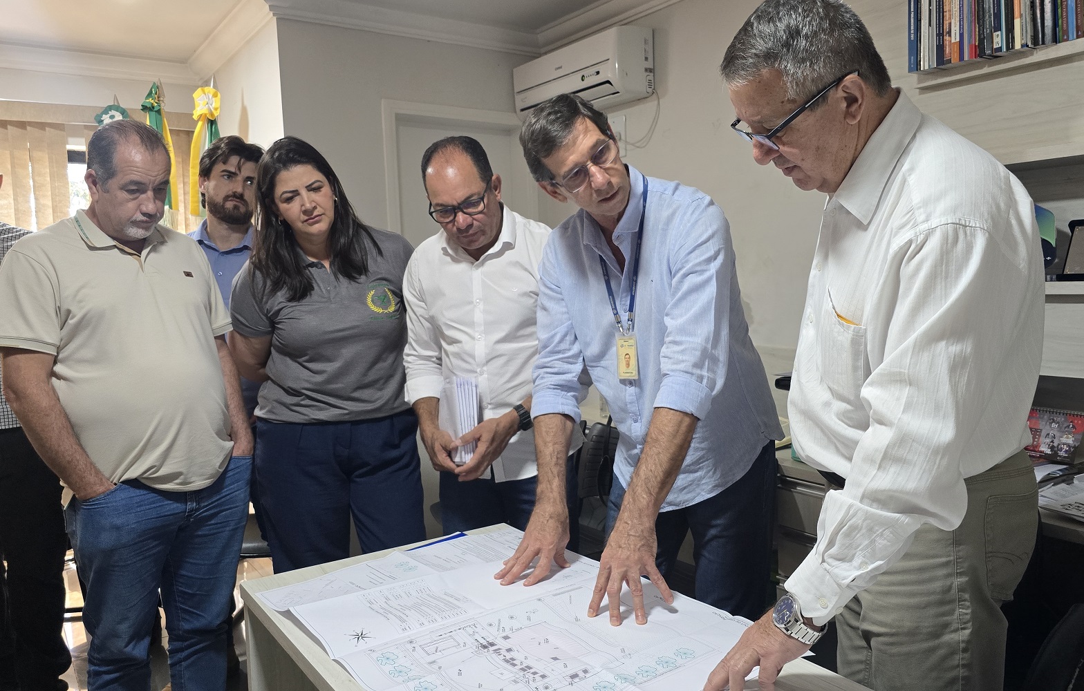 Profissionais detalham obra na Prefeitura de Lunardelli