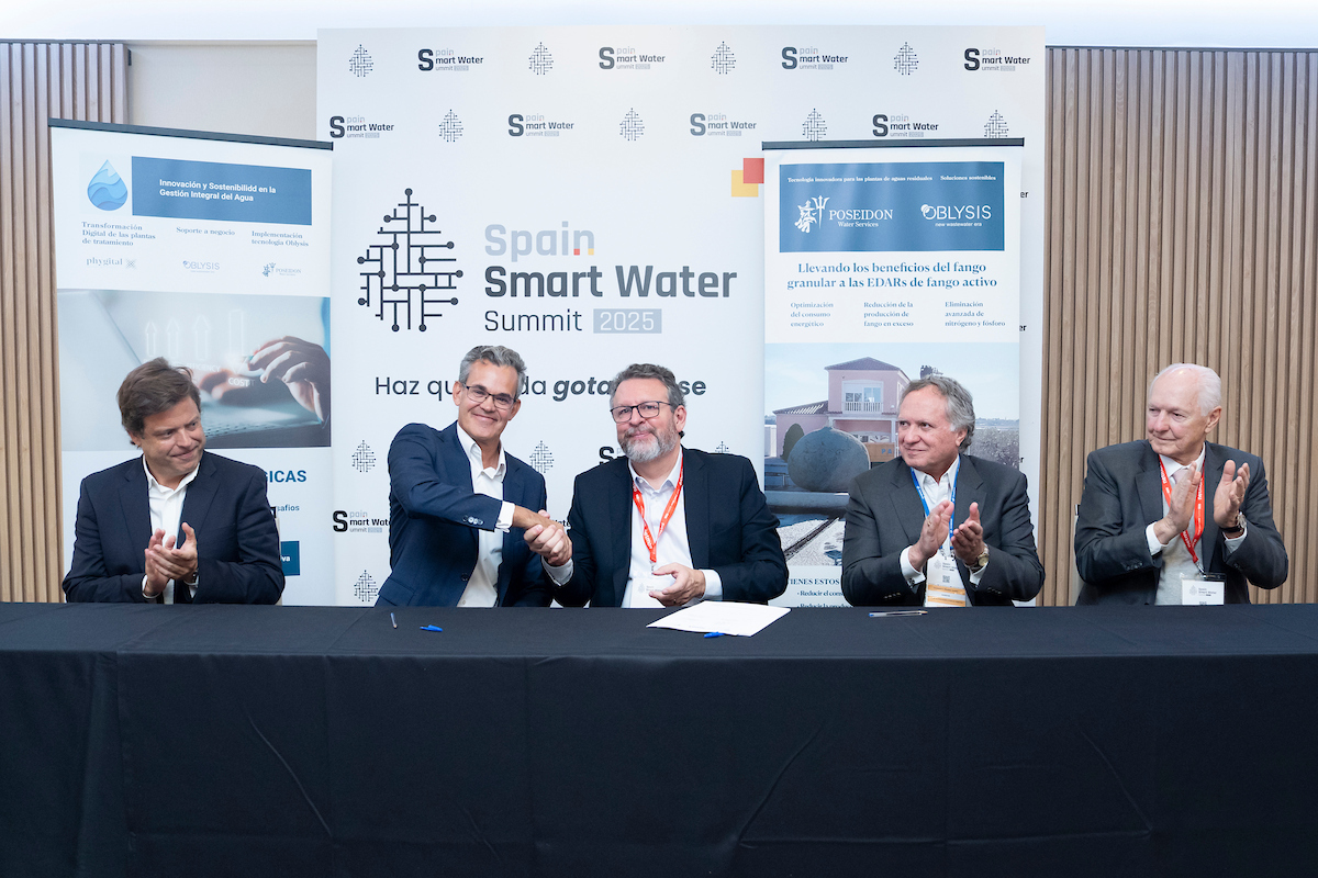 Sanepar firma parcerias com empresas estrangeiras