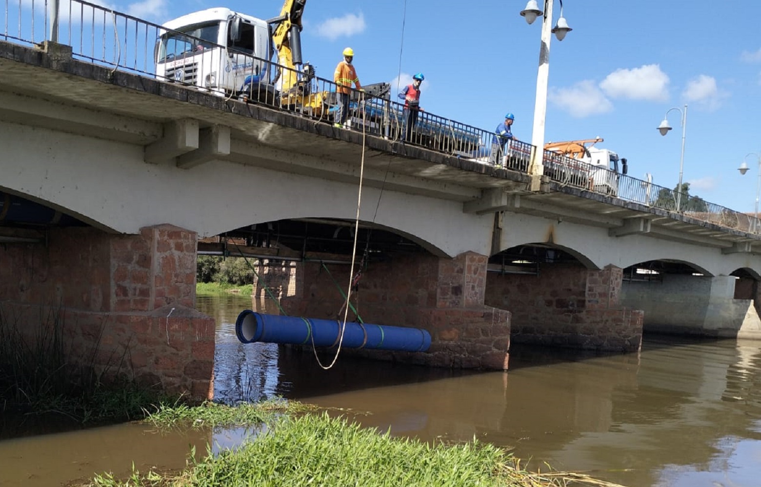 obras de uma estação de tratamento de esgoto