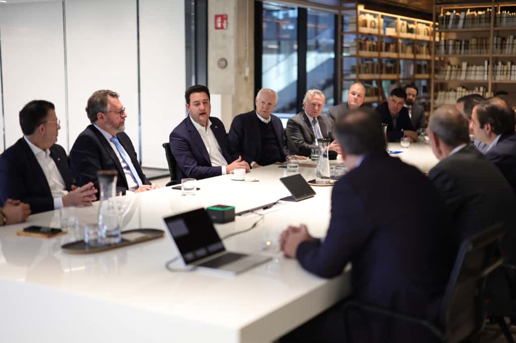 Sanepar assina parceria com a a multinacional Acciona