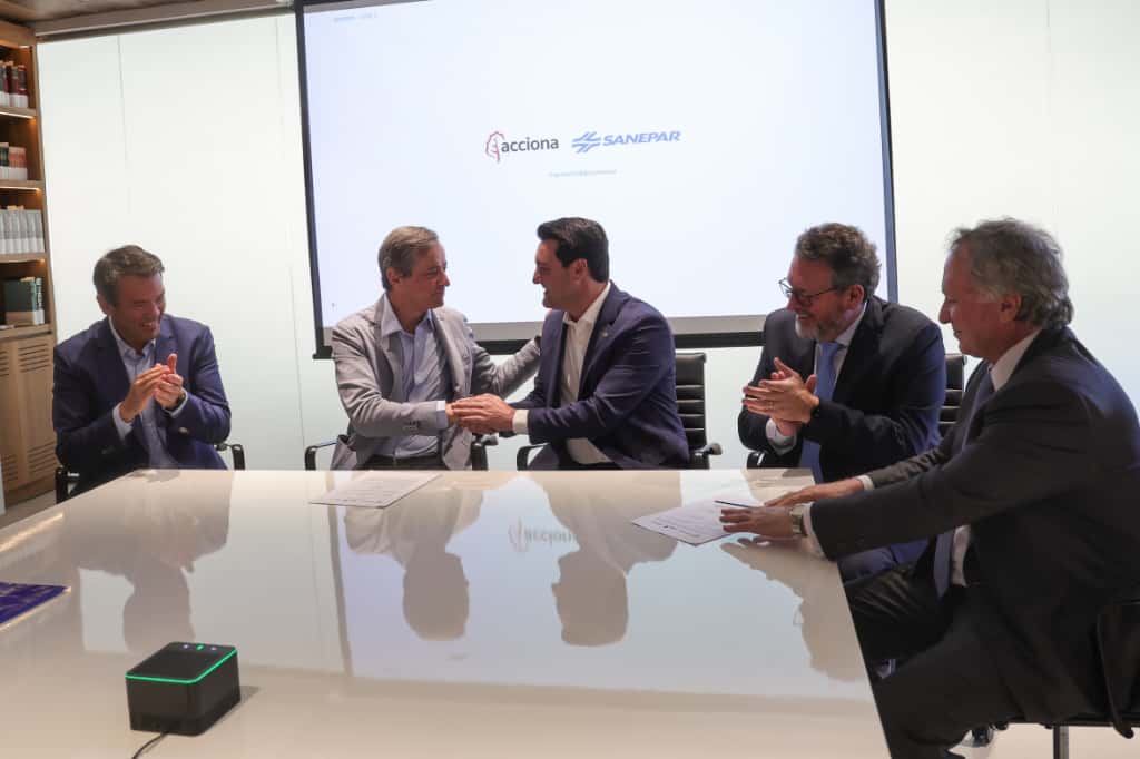 Sanepar assina parceria com a a multinacional Acciona