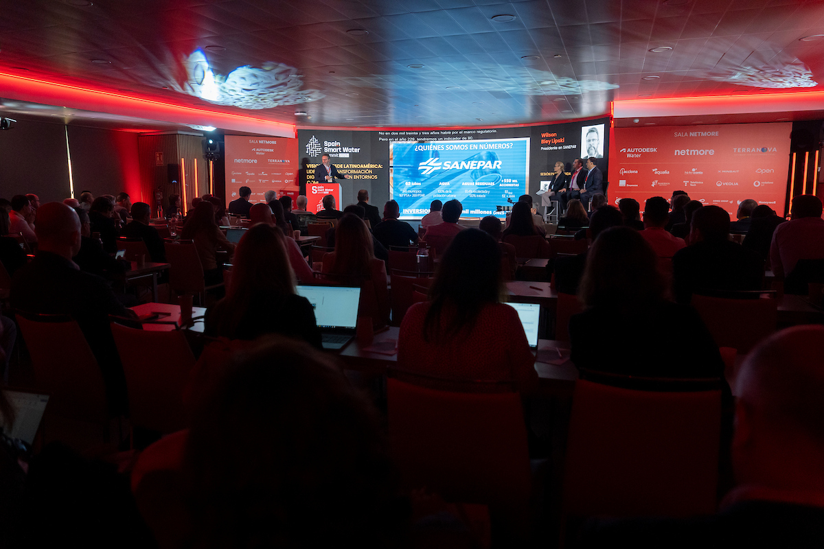 Diretor-presidente da Sanepar, Wilson Bley Lipski, no Spain Smart Water Summit 2025