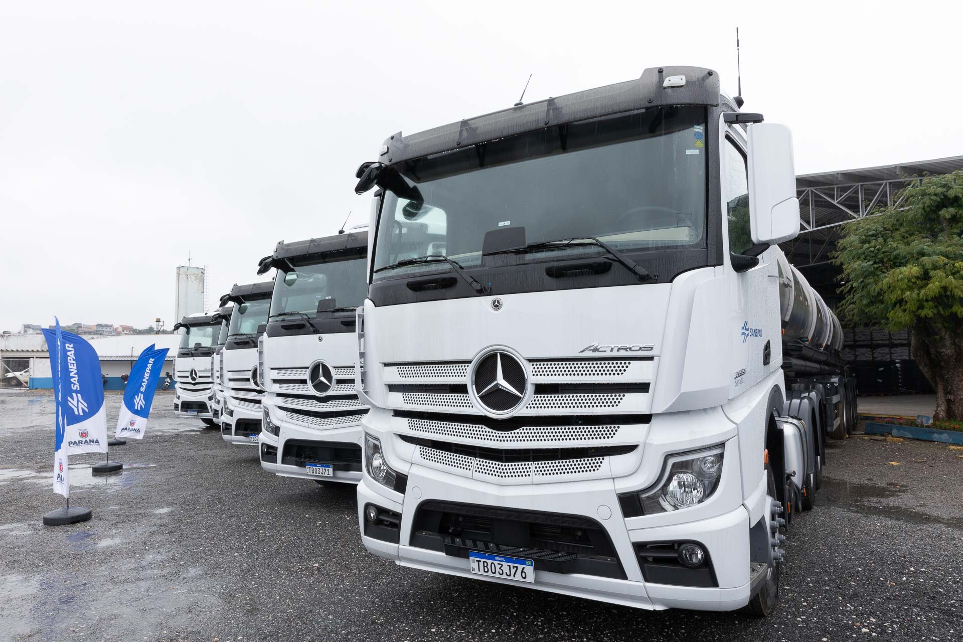 Nova frota de caminhões-pipa da Sanepar