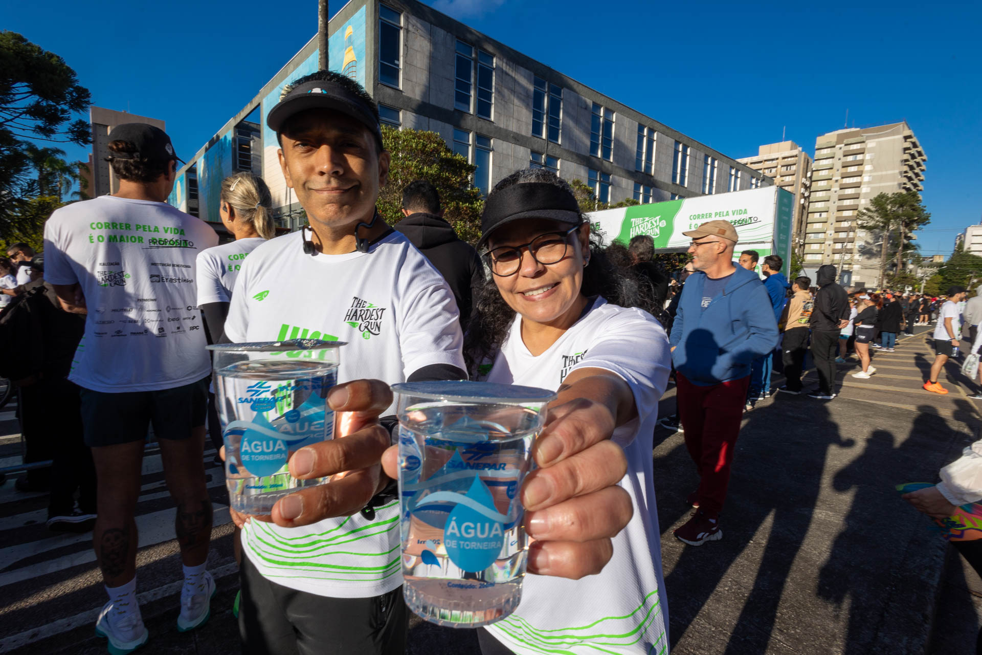 Parceria entre Sanepar e The Hardest Run 2025 promove solidariedade e saúde em Curitiba