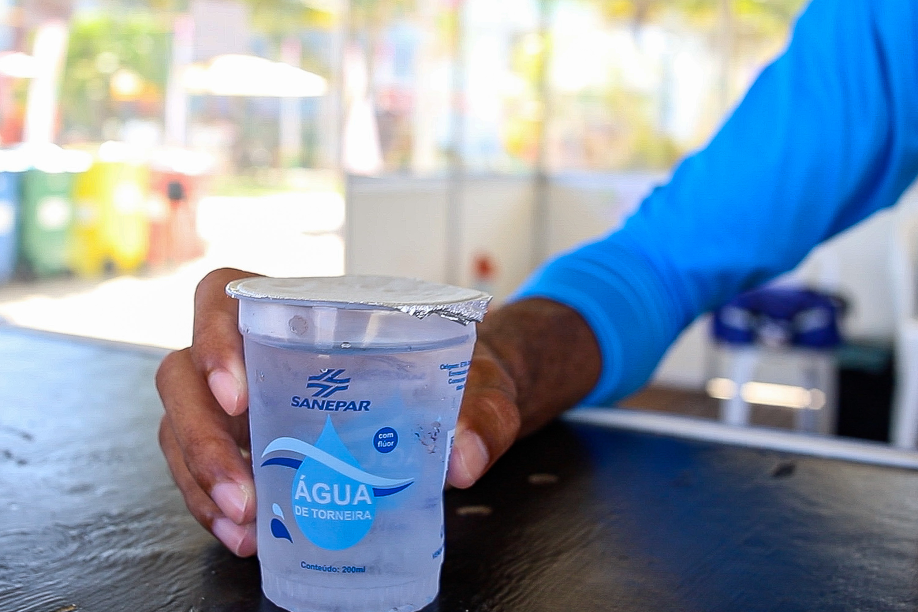 Copo de água da Sanepar