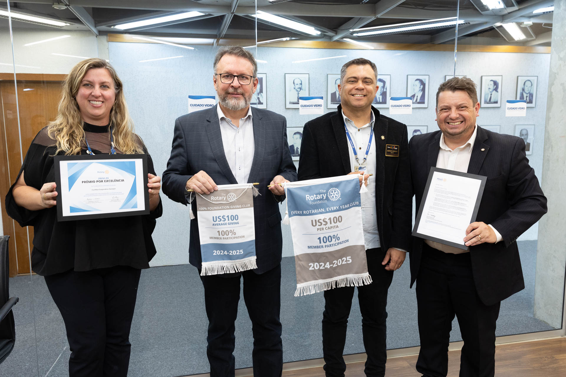 Homenagens e Comenda do Rotary para a Sanepar: gratidão pelo apoio a ações humanitárias e de conservação ambiental (Foto: André Thiago Aguiar/Sanepar)