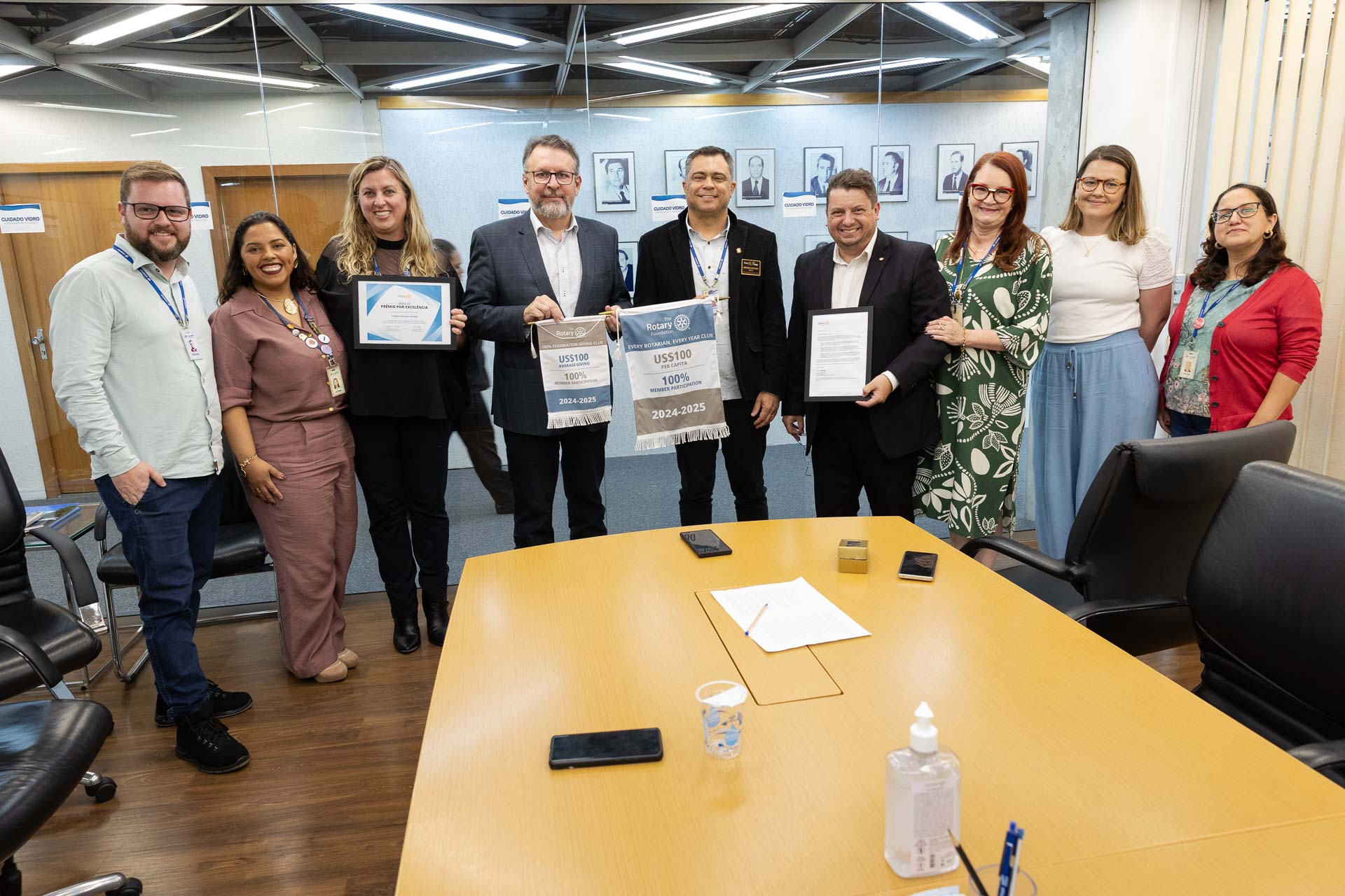 Homenagens e Comenda do Rotary para a Sanepar: gratidão pelo apoio a ações humanitárias e de conservação ambiental (Foto: André Thiago Aguiar/Sanepar)