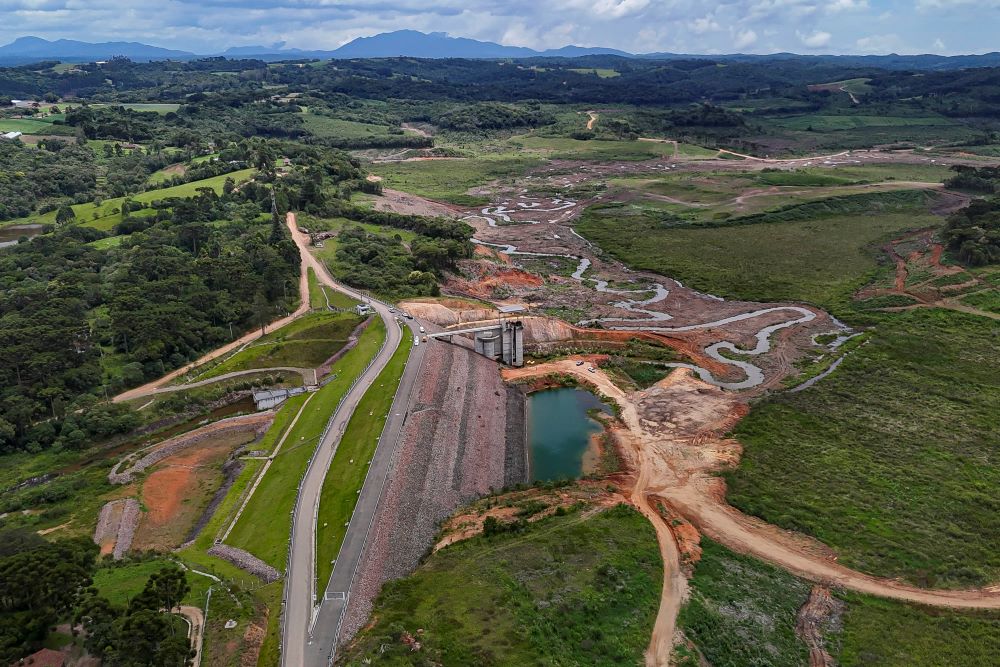Sanepar inicia enchimento da Represa Miringuava