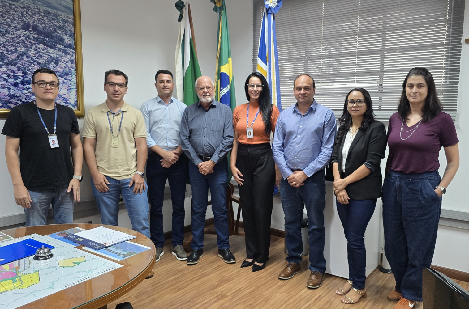 reunião no gabinete do prefeito