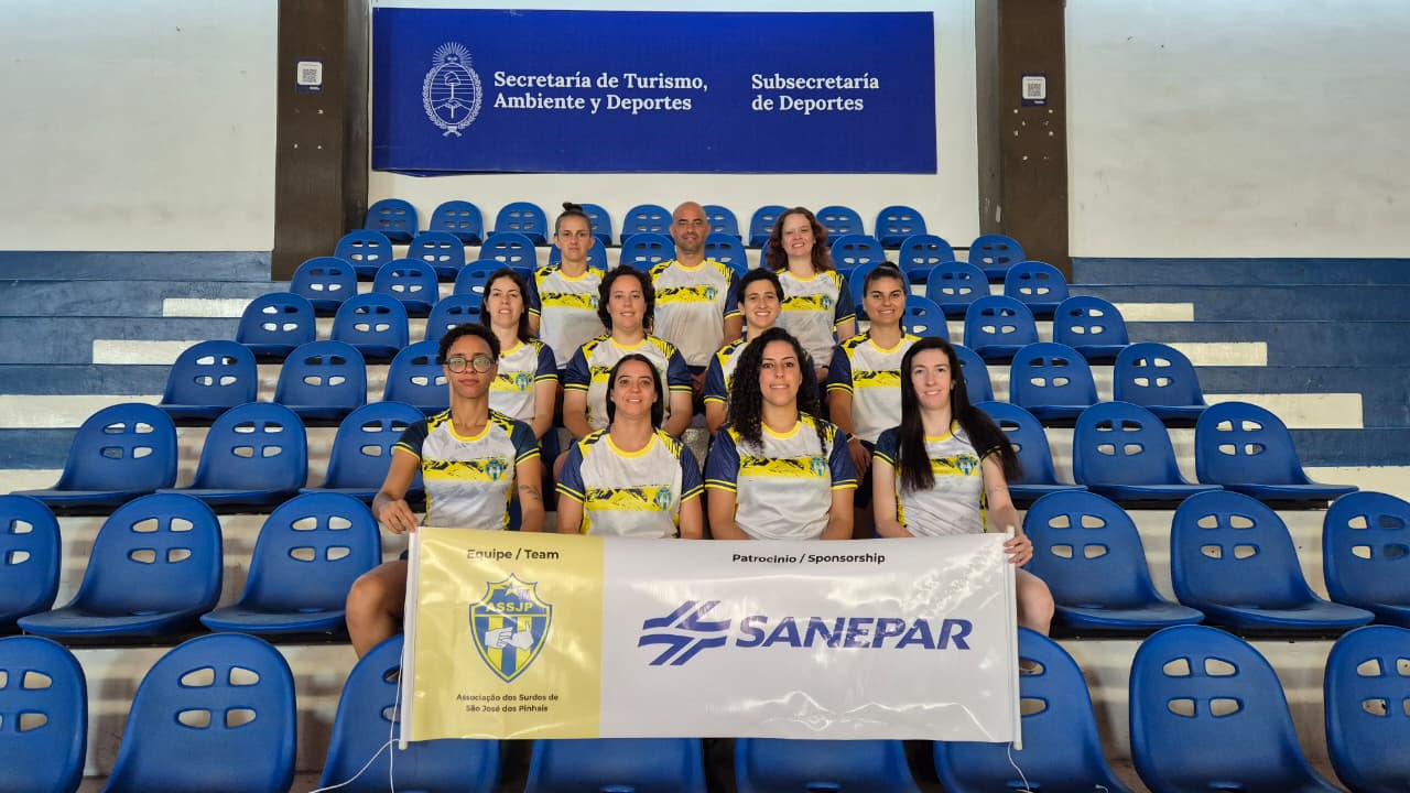 Sanepar patrocina time feminino de futsal para surdos em mundial de clubes