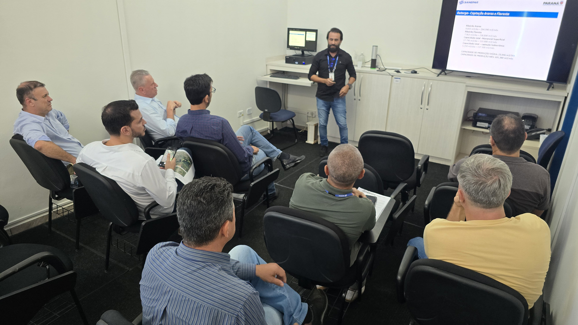 reunião de lideranças da prefeitura de paranavaí e da sanepar