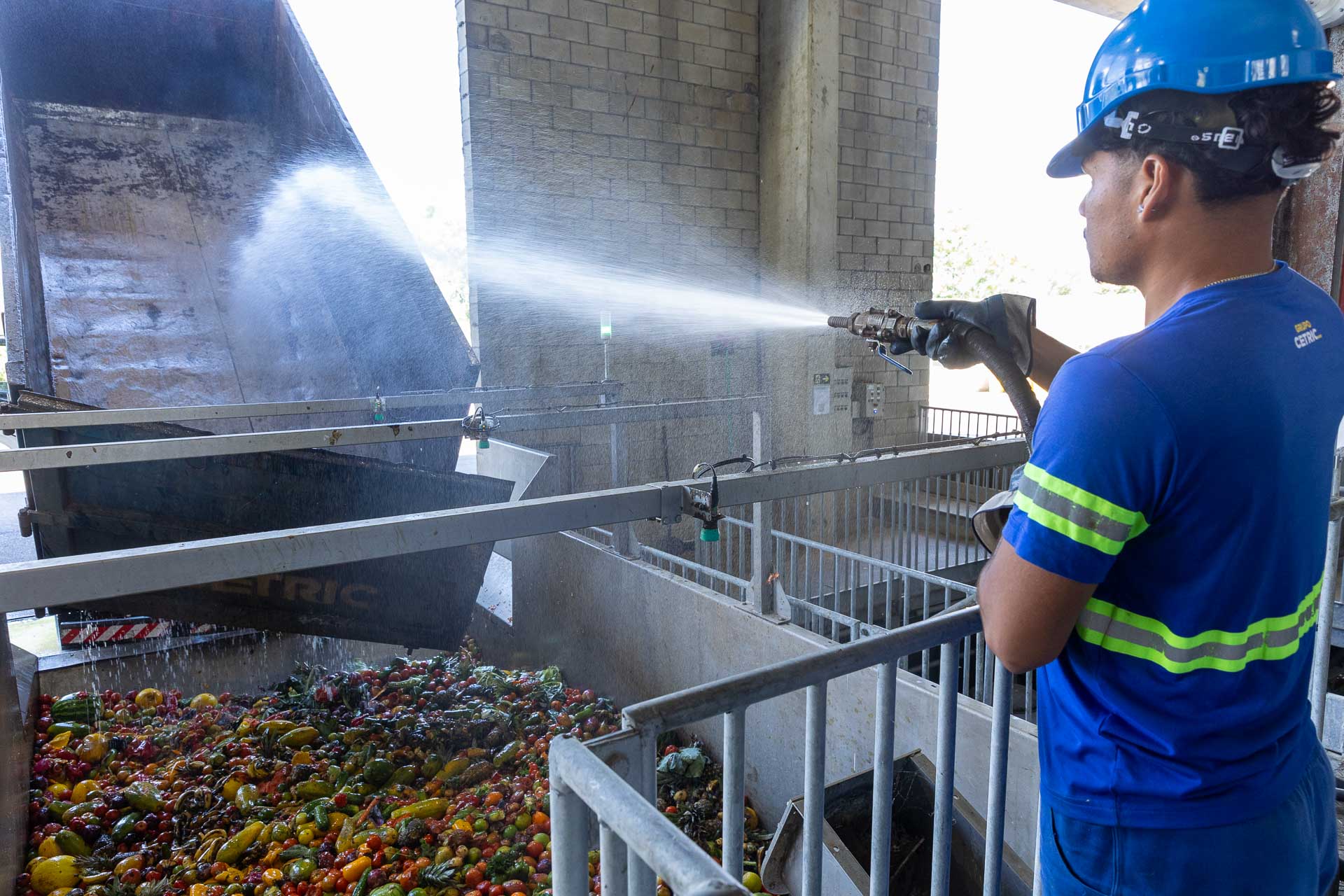 A Sanepar somou 99.424 postos de trabalho diretos, indiretos e induzidos em 2025.