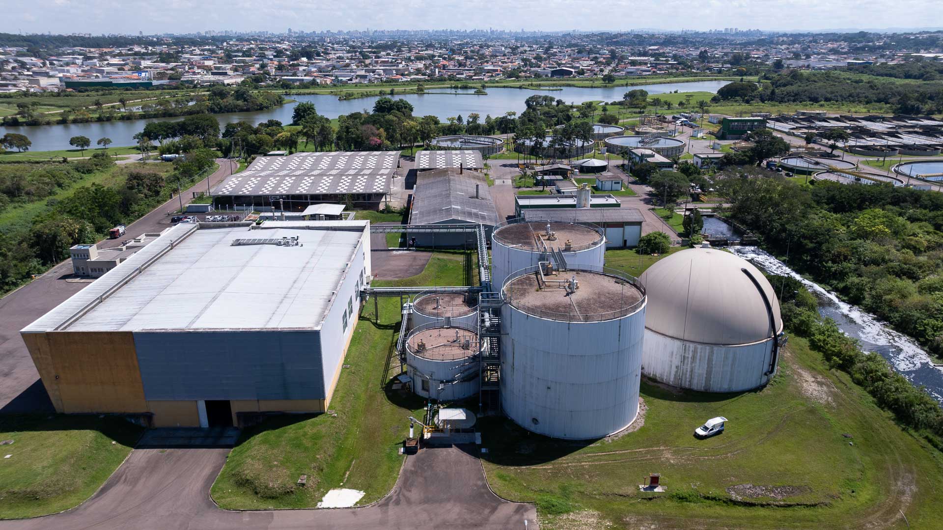Usina de biogás da Estação de Tratamento de Esgoto Belém em Curitiba 
