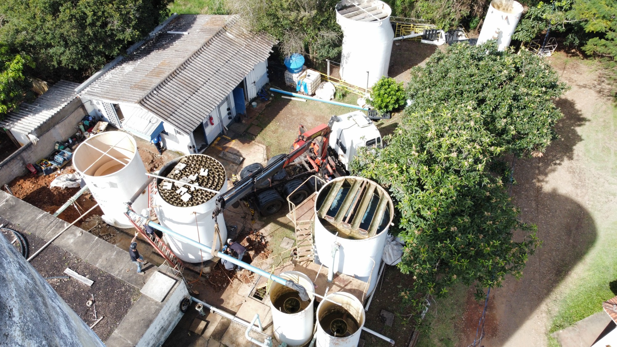 Instalação de novo equipamento floco-decantador na Estação de Tratamento de Água de Sapopema