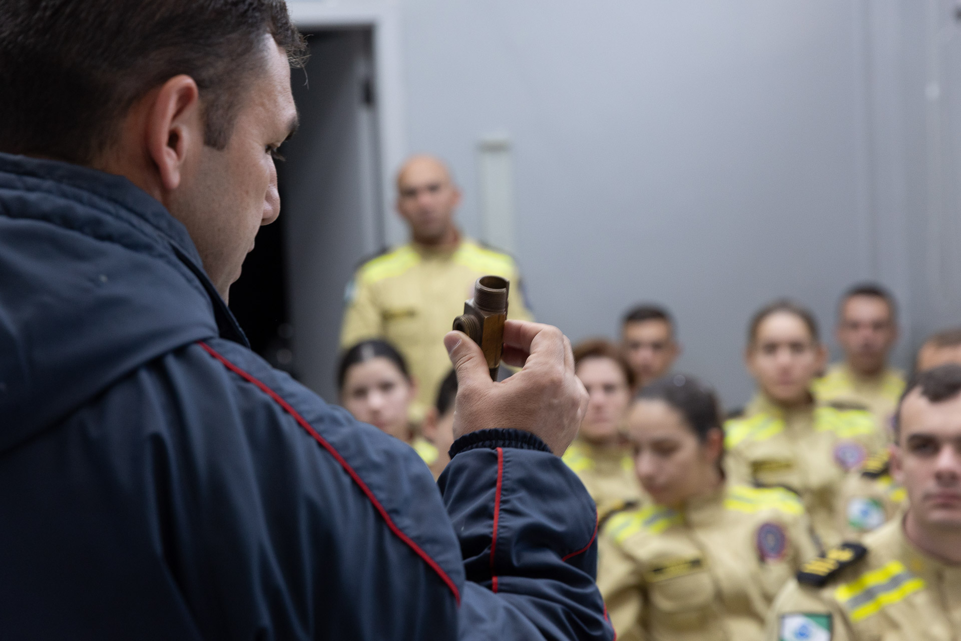 Sanepar contribui na formação de cadetes do Corpo de Bombeiros.