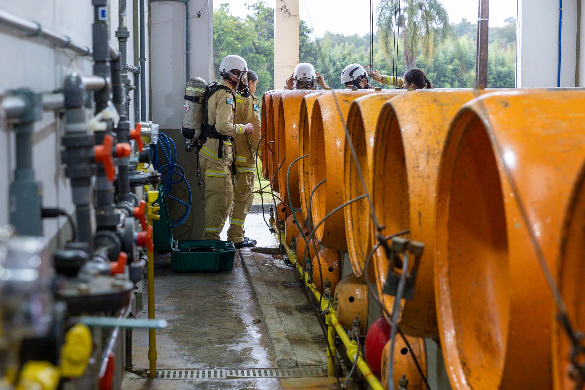 Sanepar contribui na formação de cadetes do Corpo de Bombeiros.
