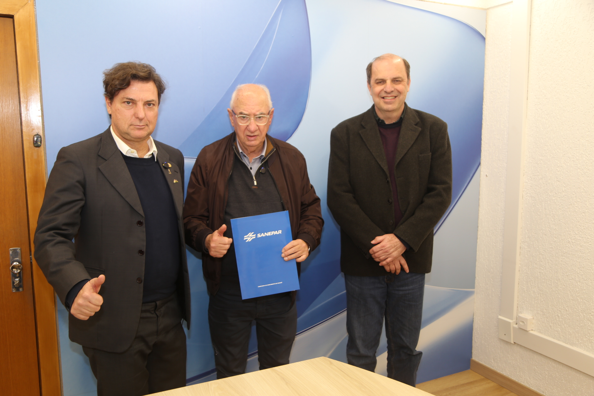 Sanepar Rural para Sta Clara em Castro