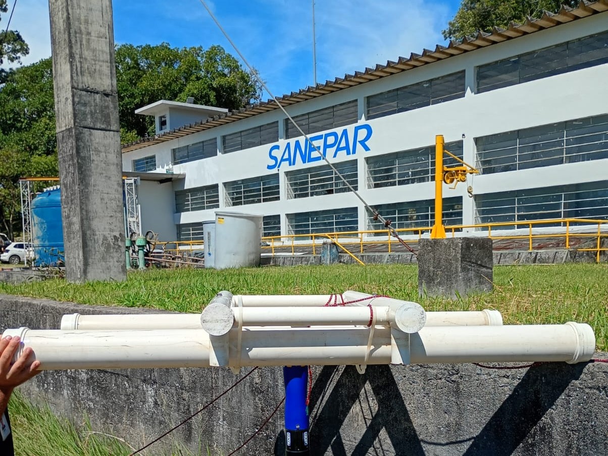 Instalação da Estação Remota de monitoramento de qualidade de água